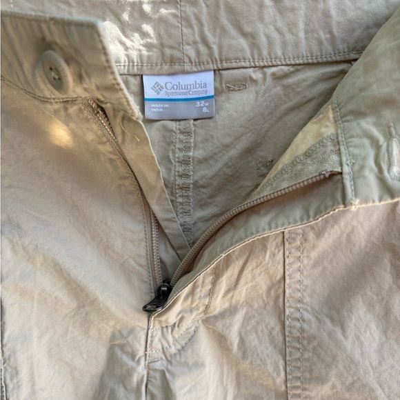 Columbia Men’s 8” Khaki Washed Out Cargo Shorts Size 32 - Picture 6 of 8